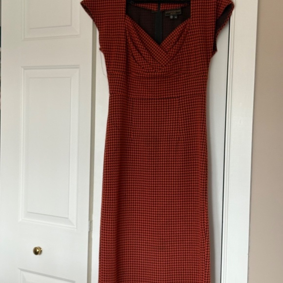 Retro Dresses - Picture 9 of 11